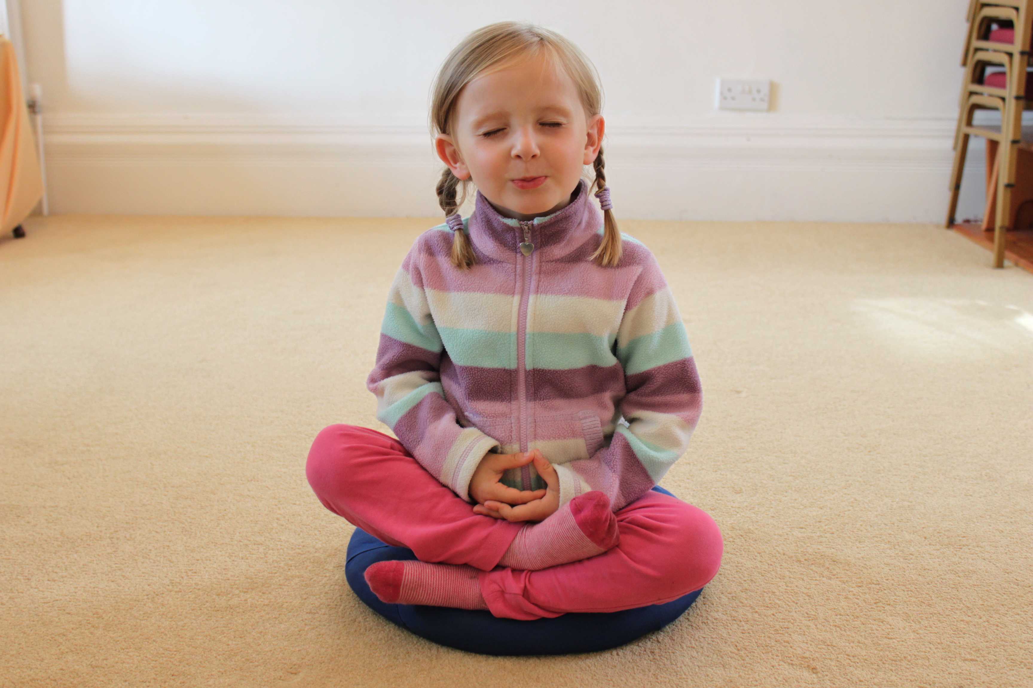 enfant méditation